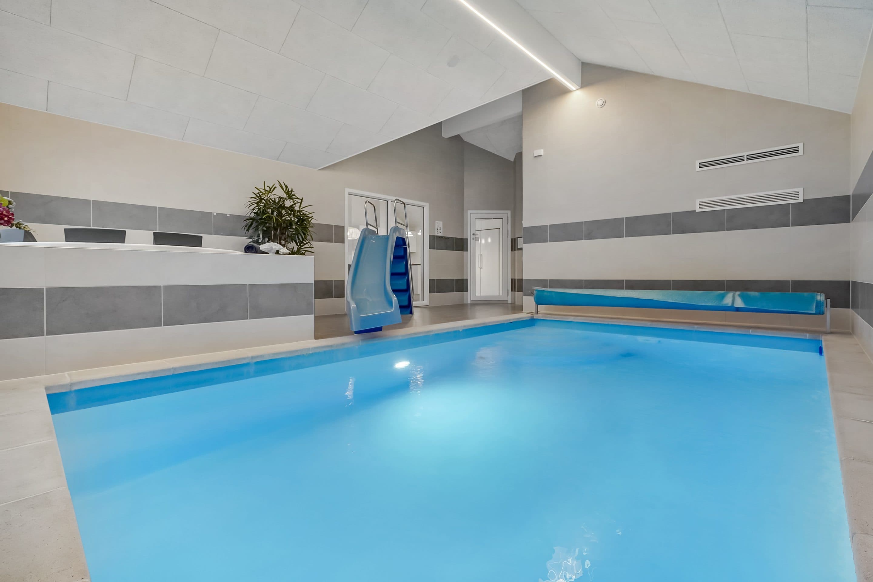 Skanlux Aqua poolsommerhus