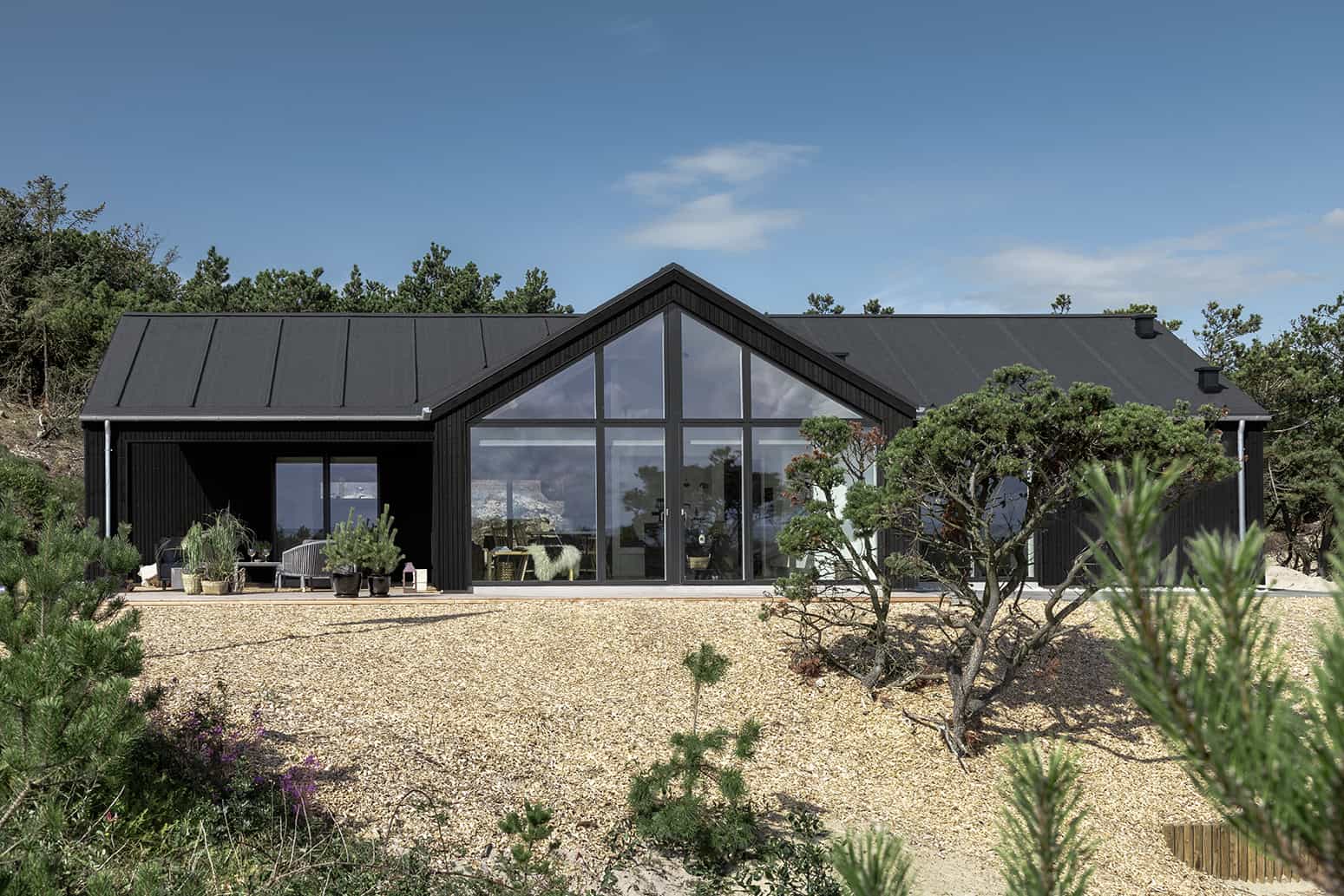 Skanlux Trend sommerhus fyldt. Arkitekttegnet sommerhus