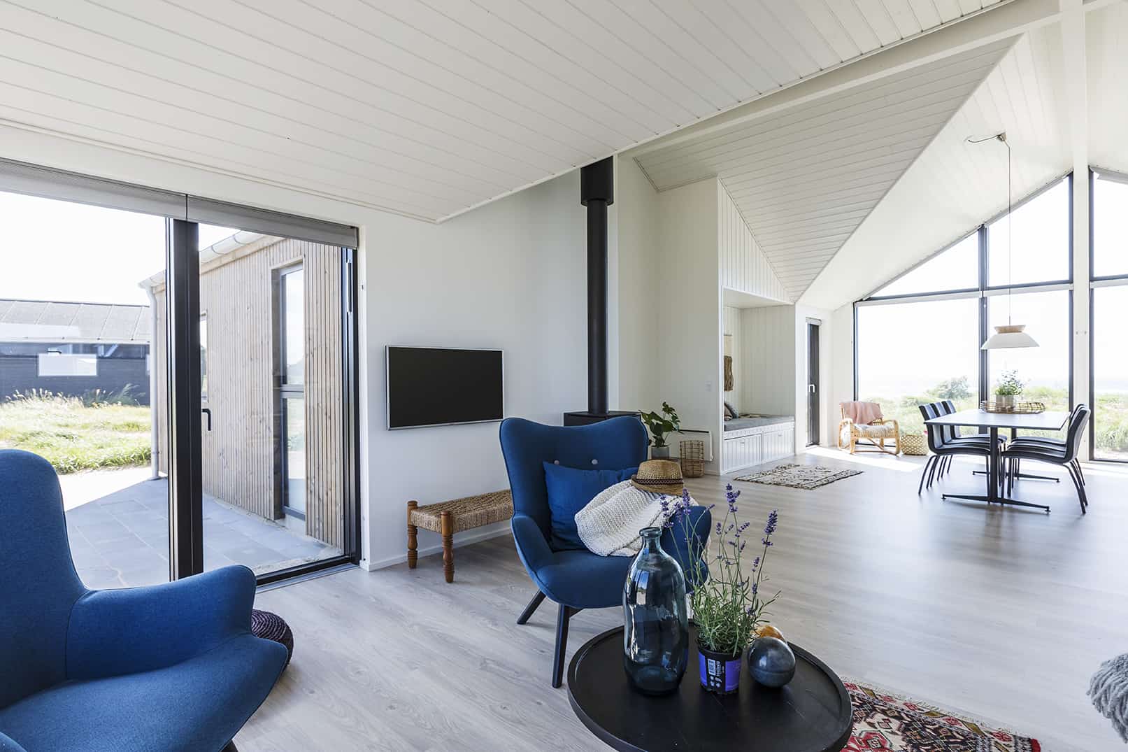 Skanlux Trend sommerhus fyldt. Arkitekttegnet sommerhus