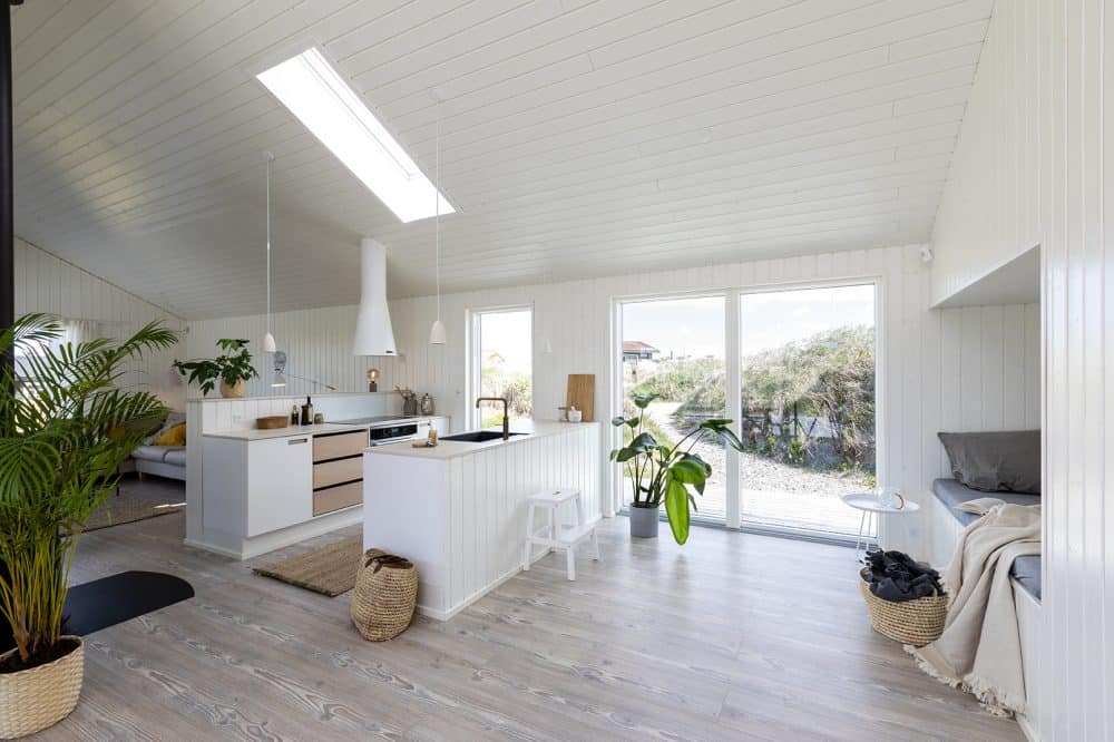 Skanlux Trend sommerhus fyldt. Arkitekttegnet sommerhus