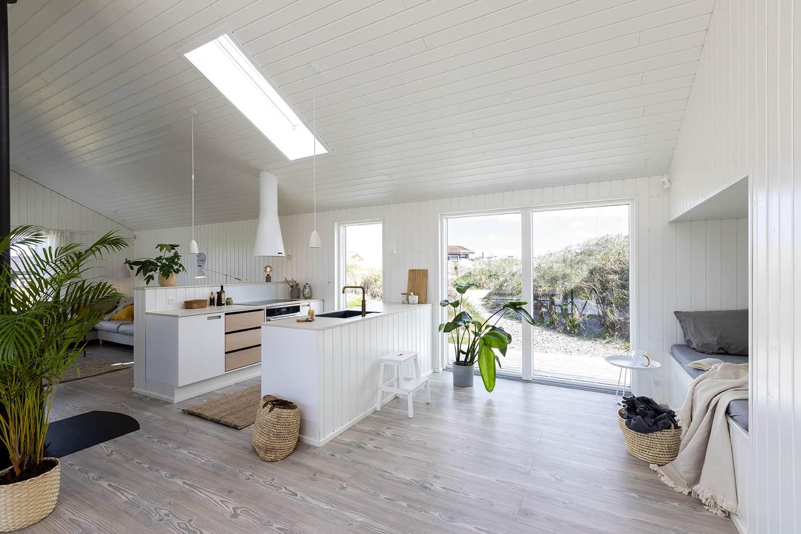 Skanlux Trend sommerhus fyldt. Arkitekttegnet sommerhus