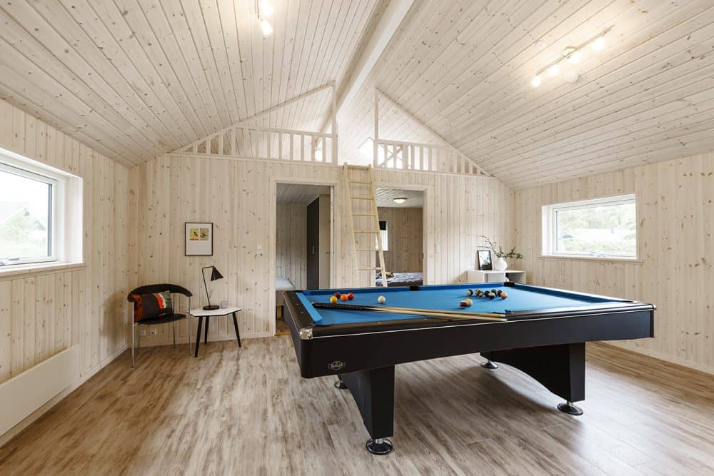 Sommerhus med rum af aktiviteter og hems