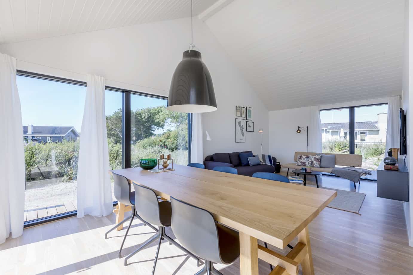 Skanlux Trend sommerhus fyldt. Arkitekttegnet sommerhus