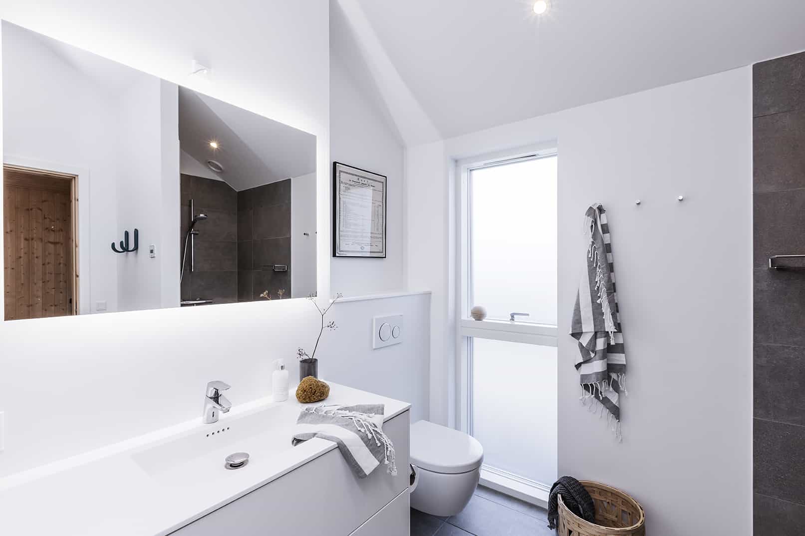 Badeværelse Skanlux Trend sommerhus.