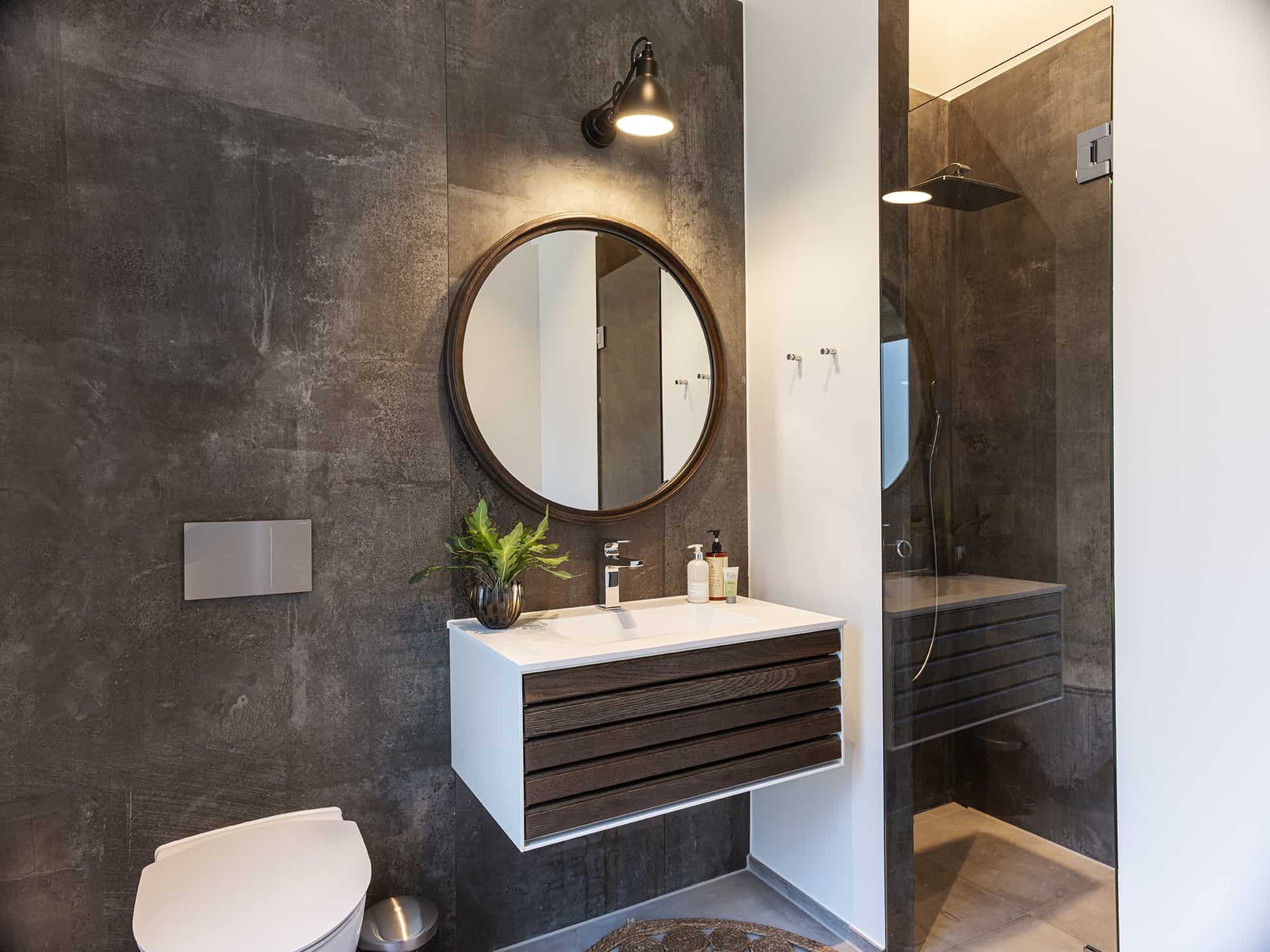 Skanlux Trend sommerhus fyldt med luksus materialer.