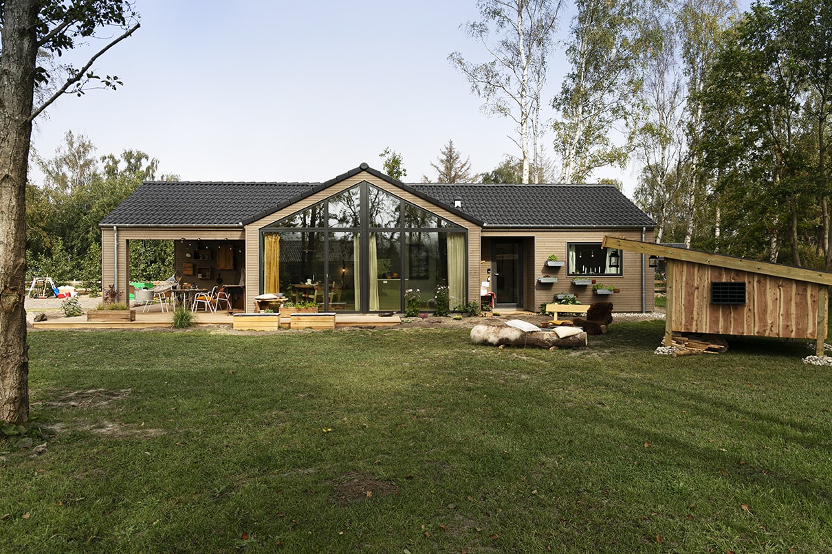 Sommerdrømme 2021 uderum - Skanlux Trend Basic sommerhus