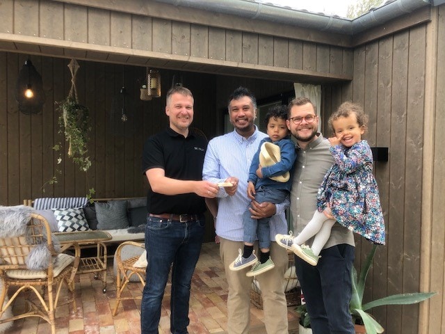 De glade sommerdrømme vindere sæson 2. Kaspar og Lambang. Sommerdrømme 2021. Skanlux