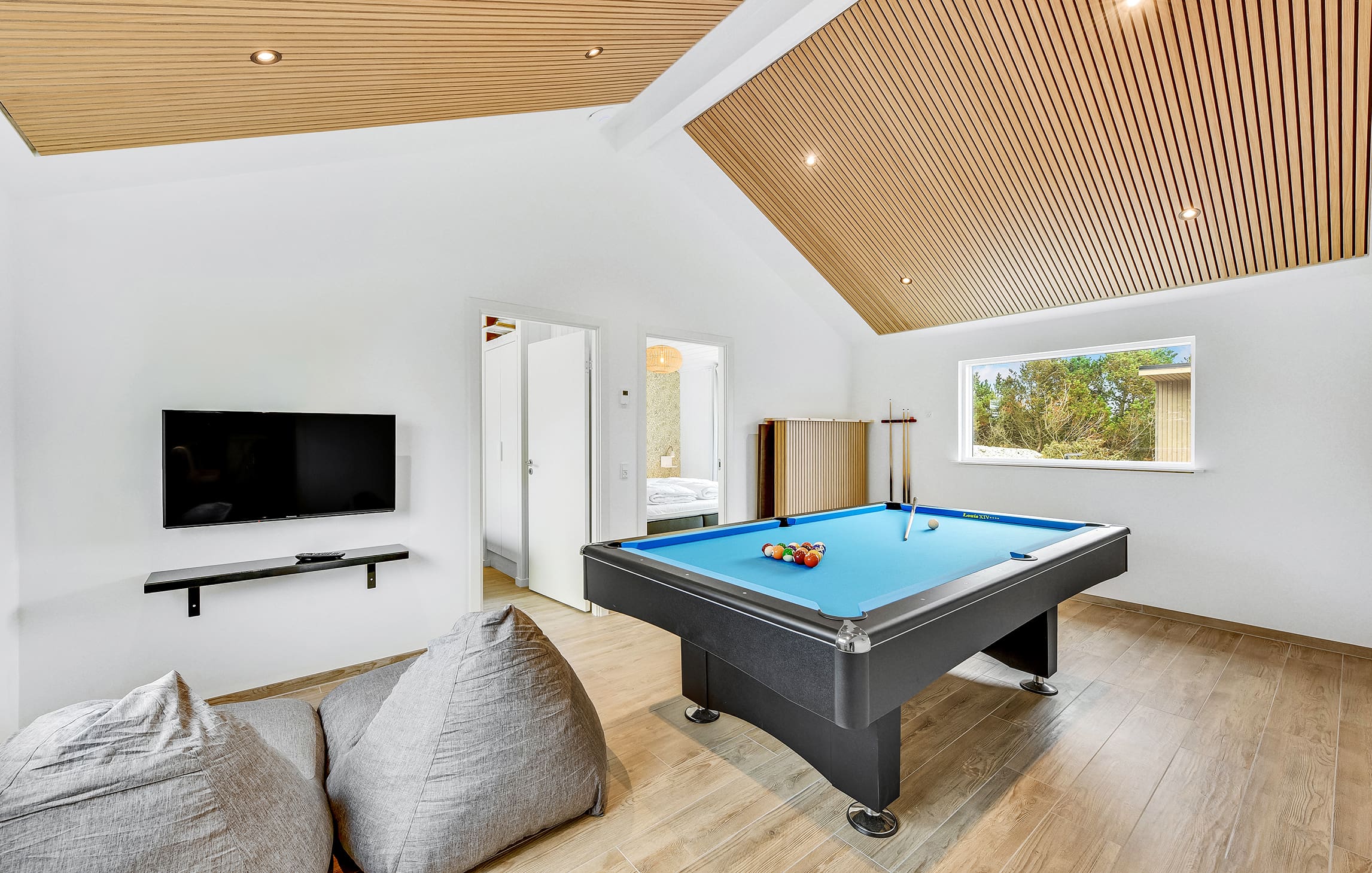 Skanlux Aqua+ luksussommerhus med pool