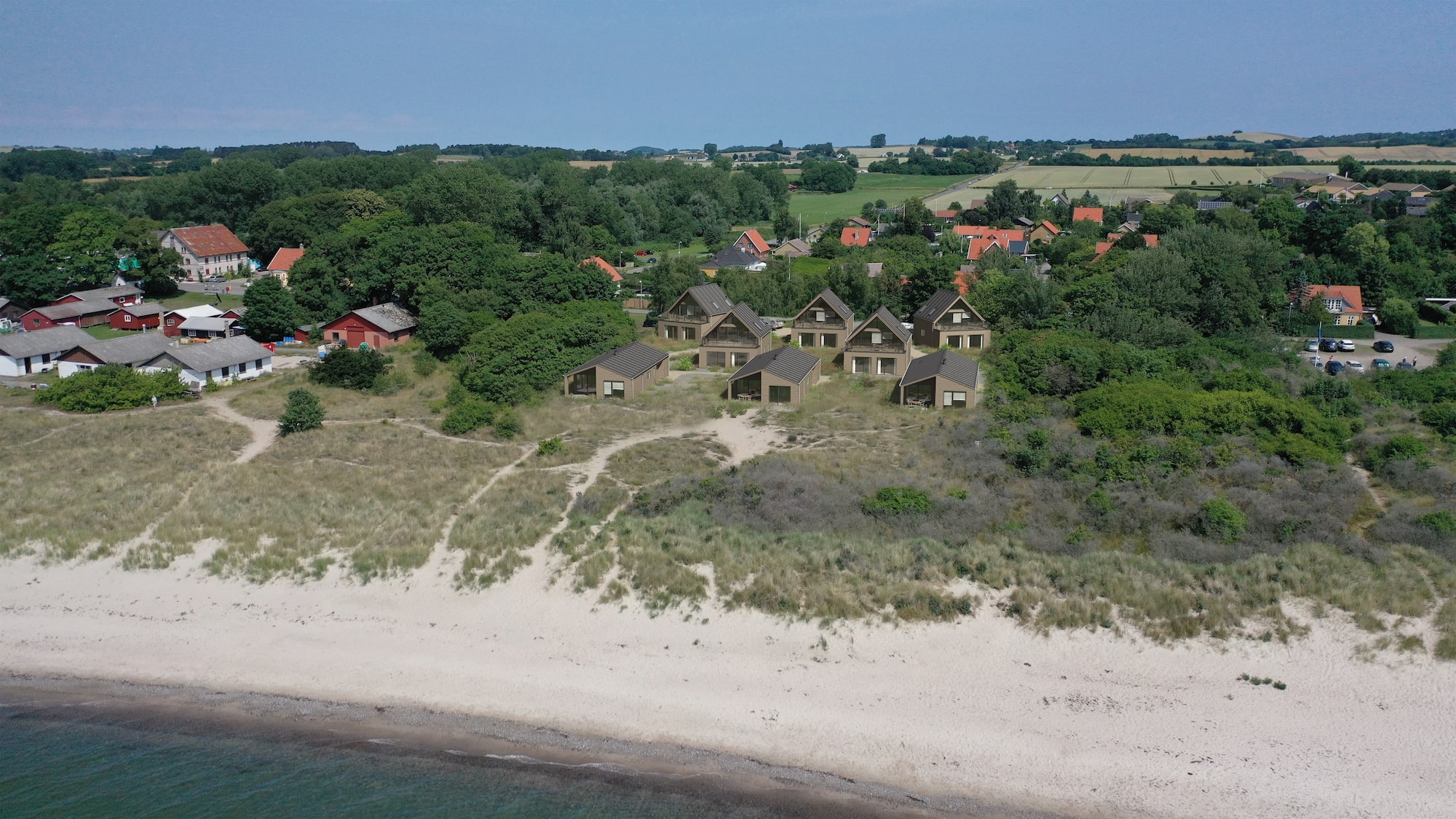 Sommerhuse beliggende ved stranden