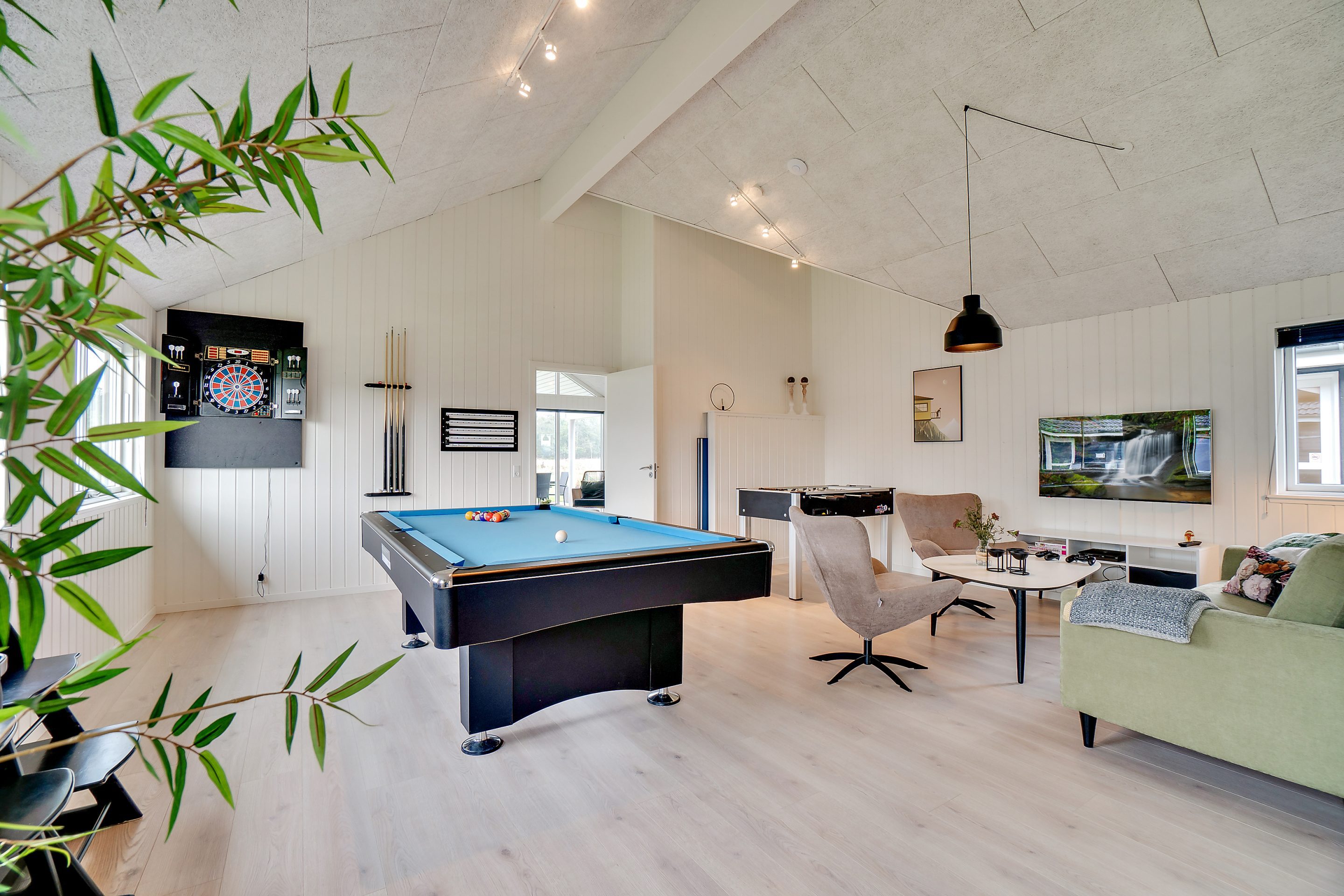 Skanlux Aqua 242 poolhus