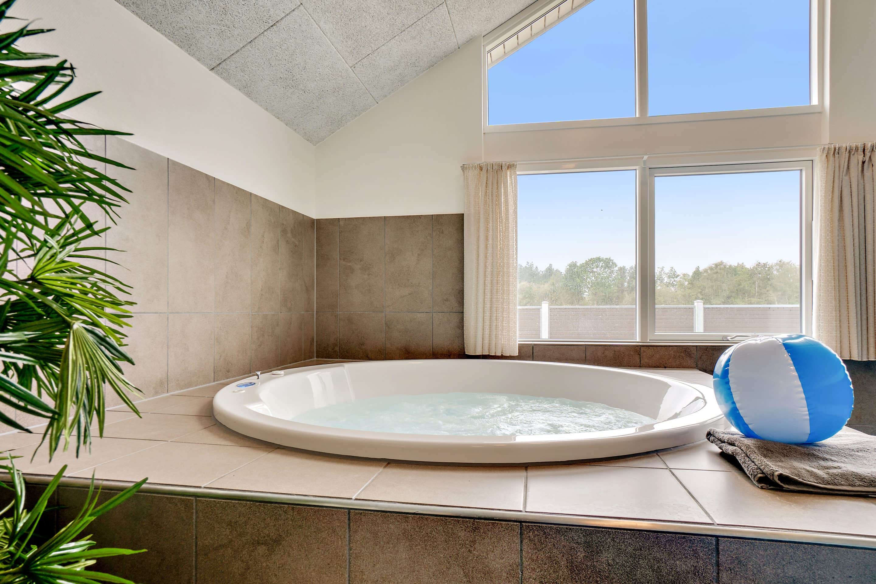 Skanlux Aqua 242 poolhus