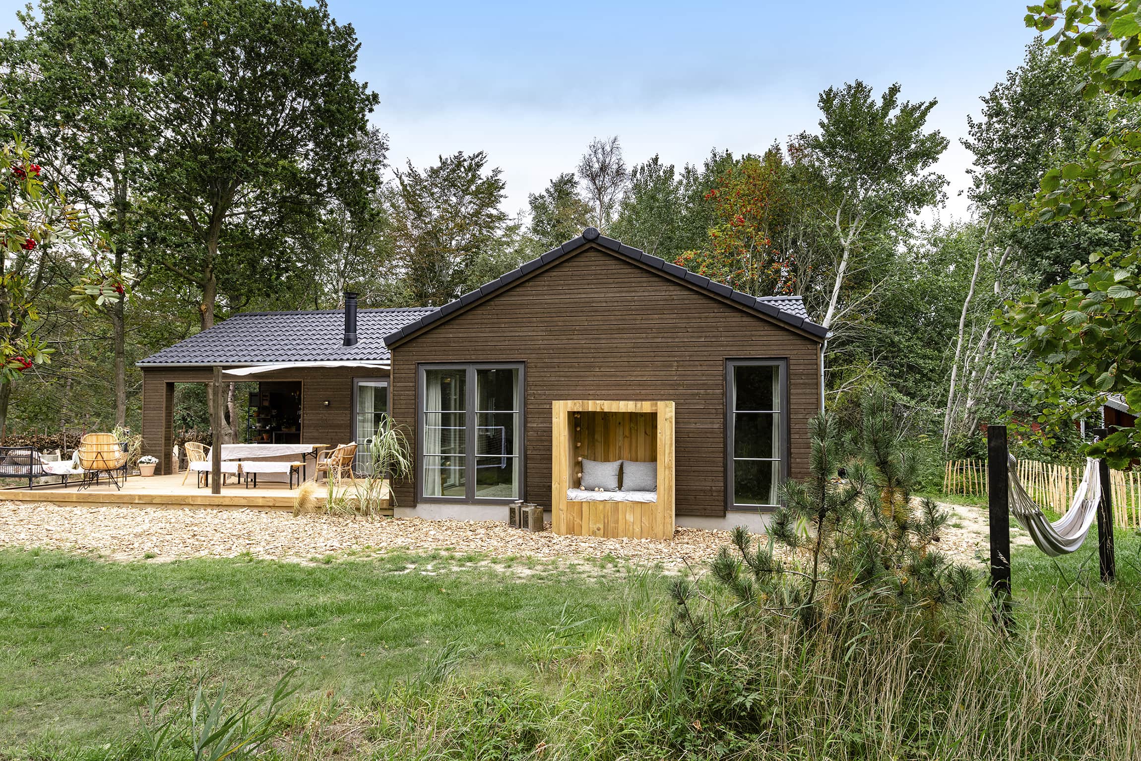 Uderum og haver fra TV2 Sommerdrømme 2022. Skanlux sommerhuse