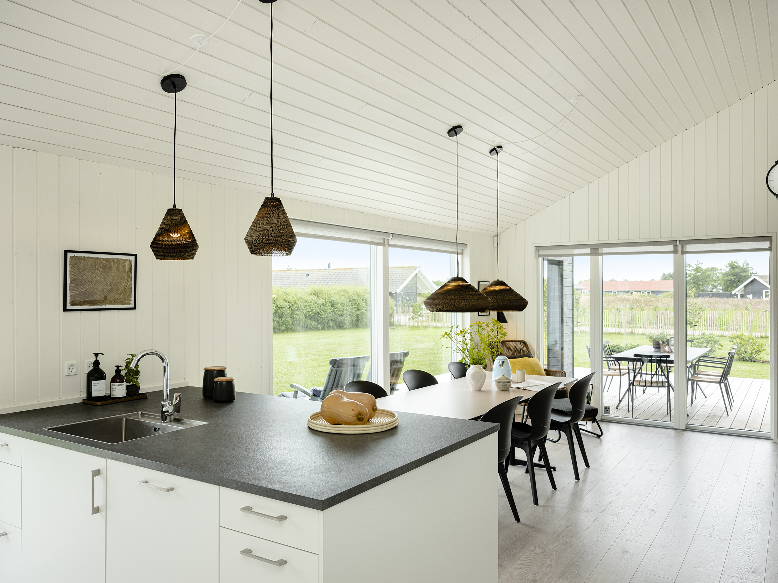 Skanlux Trend Basic 94 sommerhus - badeværelse