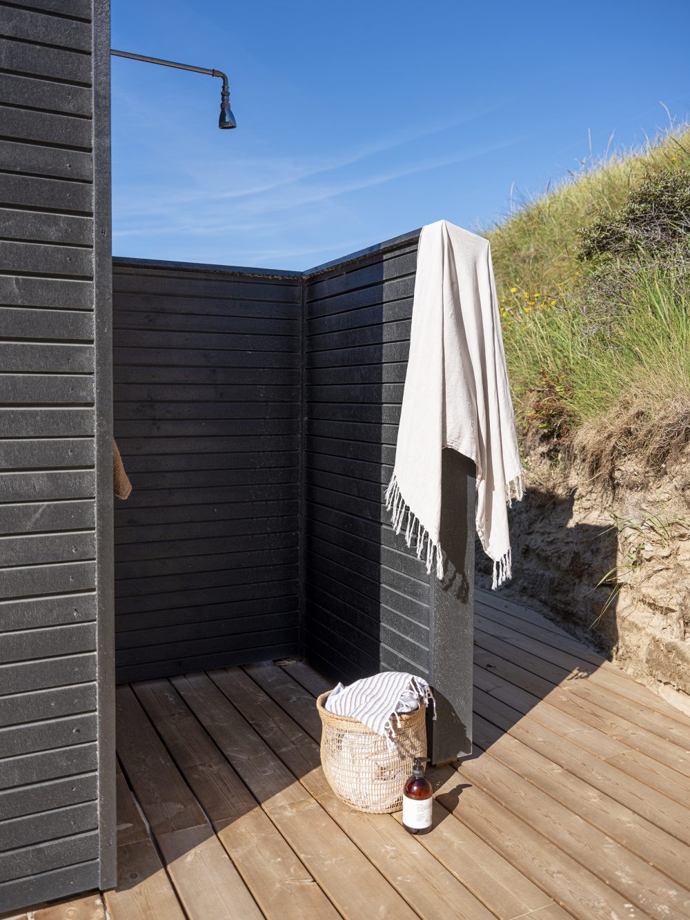 Udebruser på terrasse