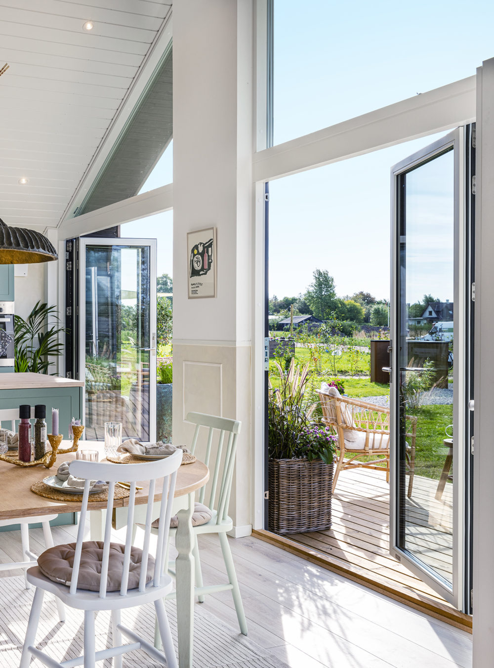 Skanlux Trend sommerhus med Lacuna foldedør