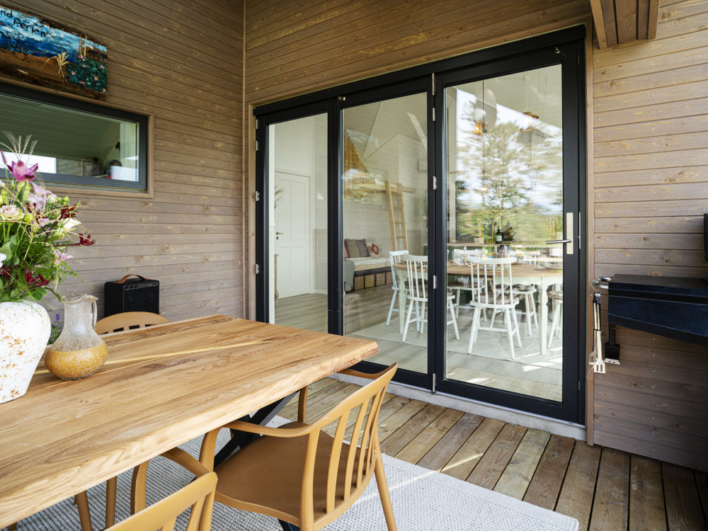 Skanlux Trend sommerhus med Lacuna foldedør