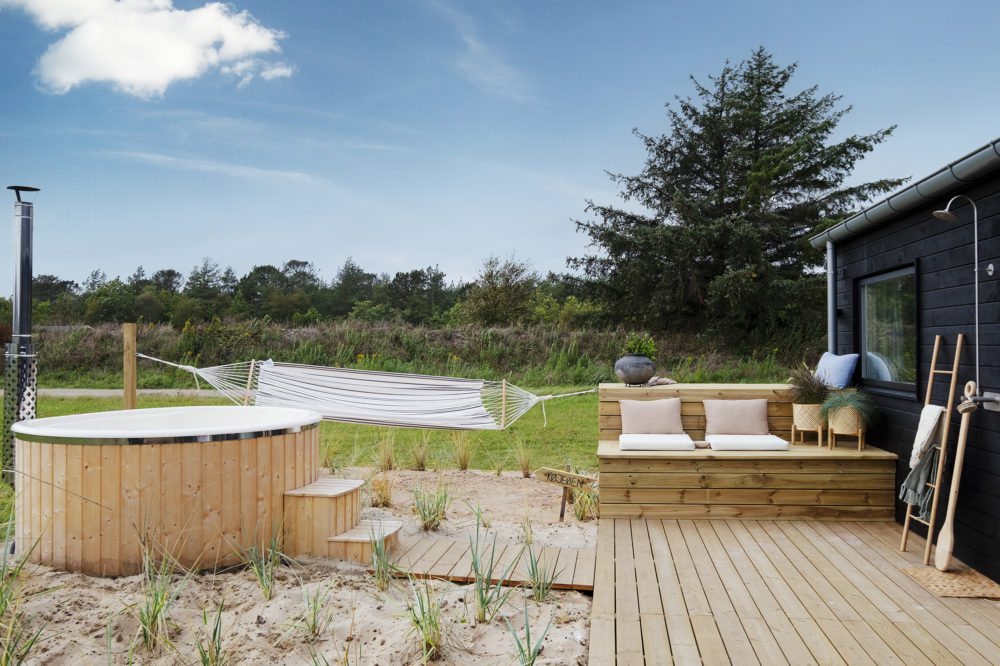 TV 2 Sommerdrømme 2024 terrasse med vildmarksbad