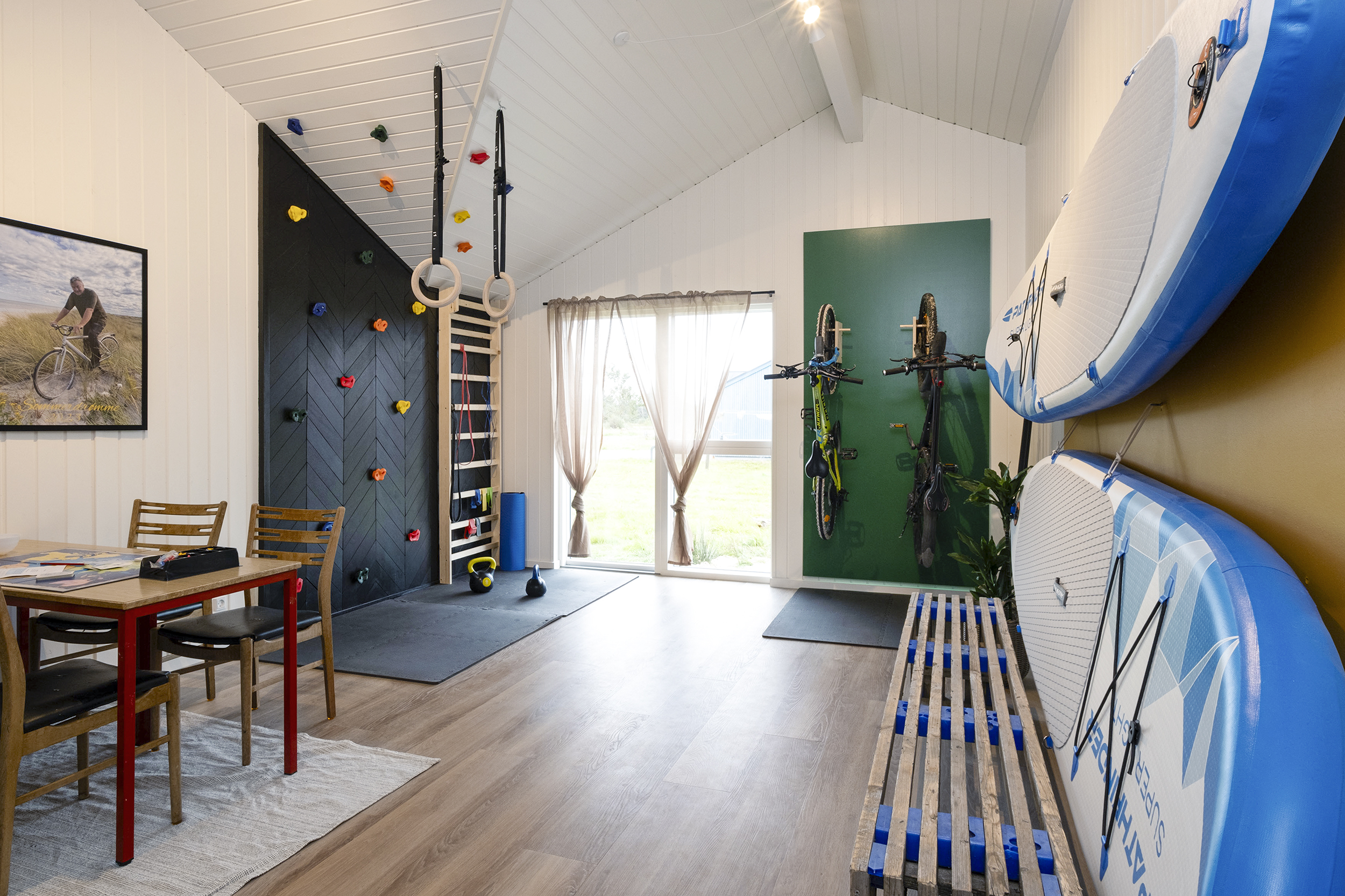 TV 2 Sommerdrømme 2024 - Hobbyrum Skanlux sommerhus