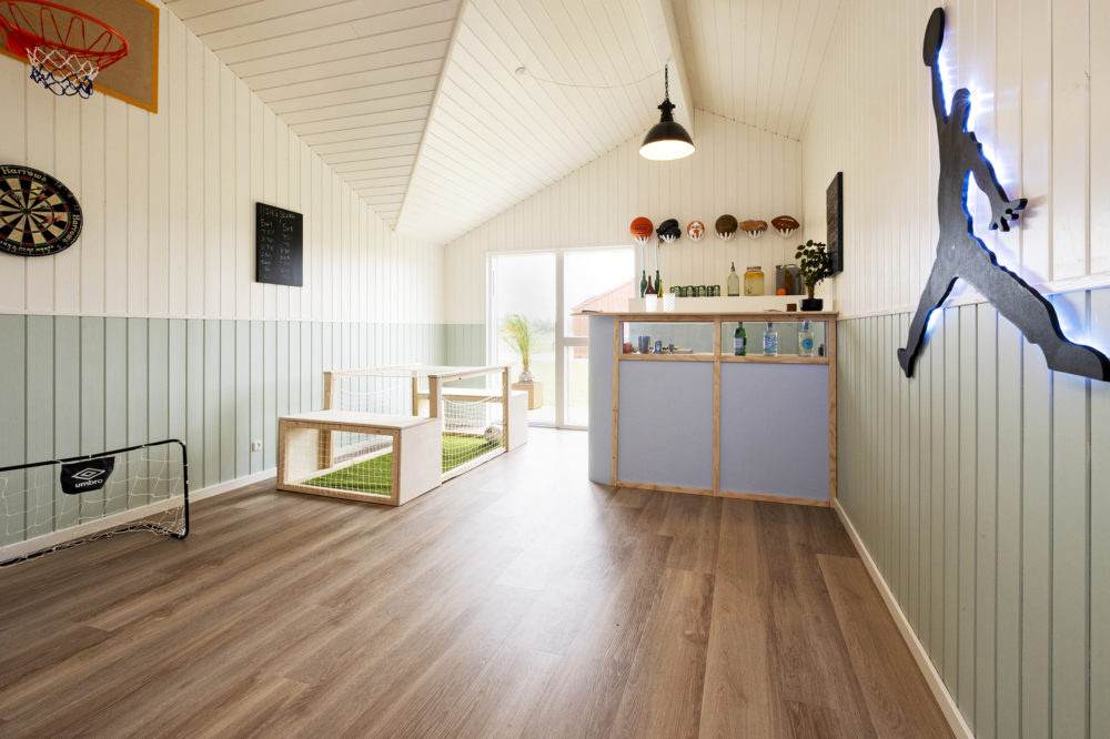 TV 2 Sommerdrømme 2024 - Hobbyrum Skanlux sommerhus