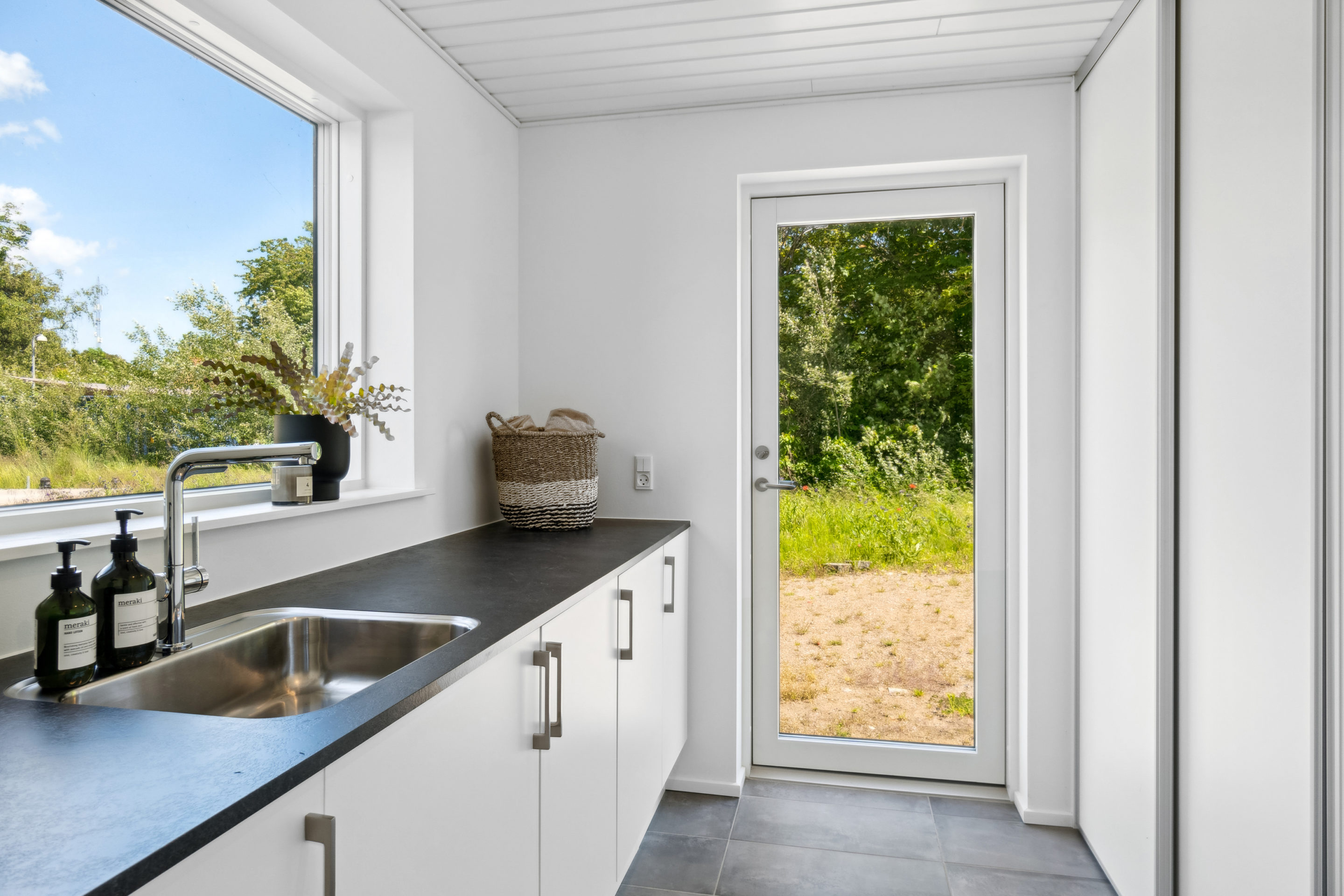 Entre / Bryggers i nybygget sommerhus