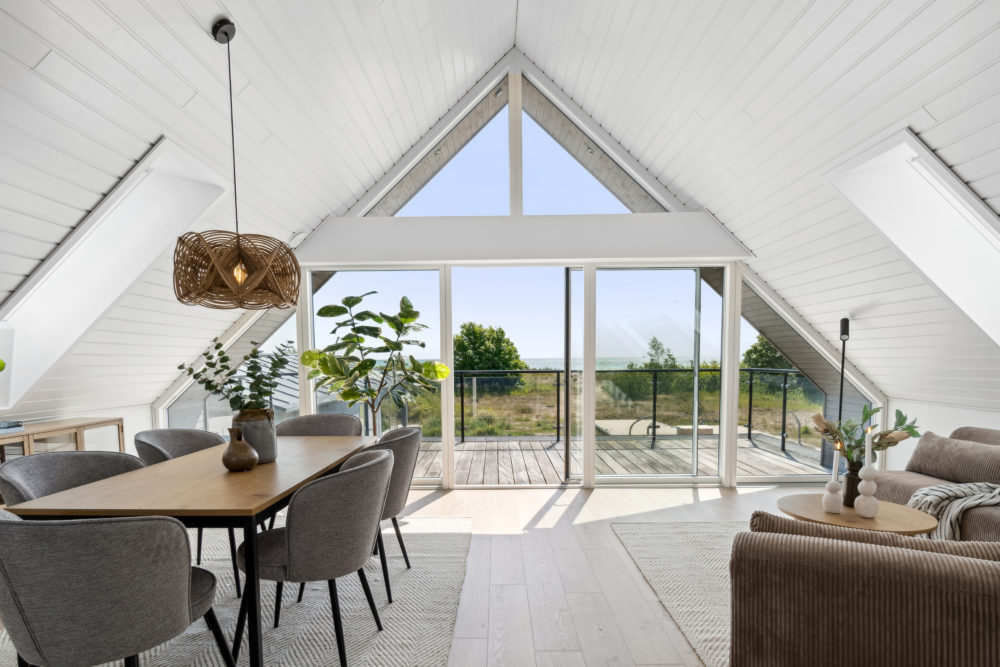 Stue på 1 sal med havkig