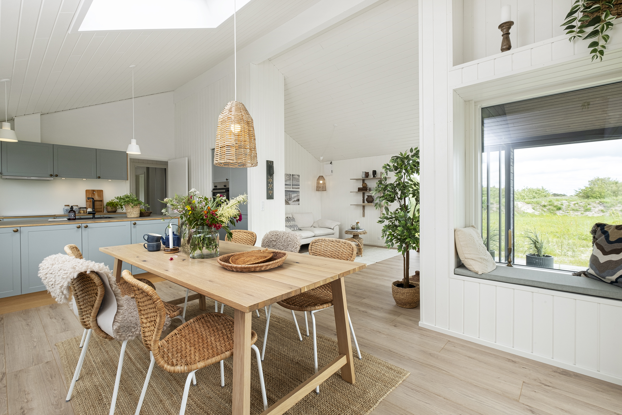 Skanlux Trend Basic 98 sommerhus - køkkenalrum med siddevindue