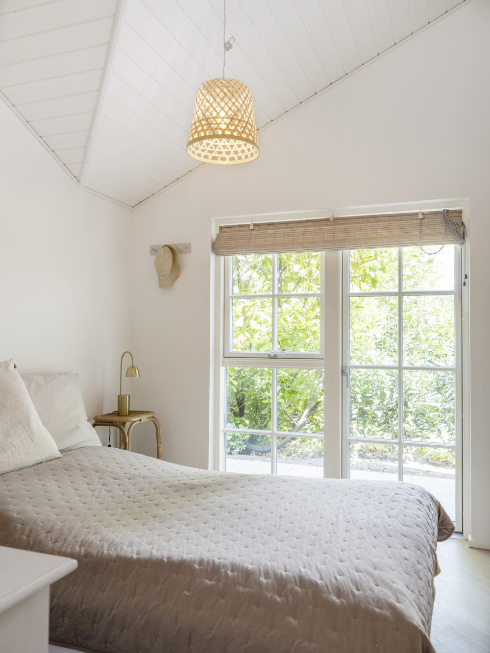 Skanlux Trend sommerhus med sprossede vinduer